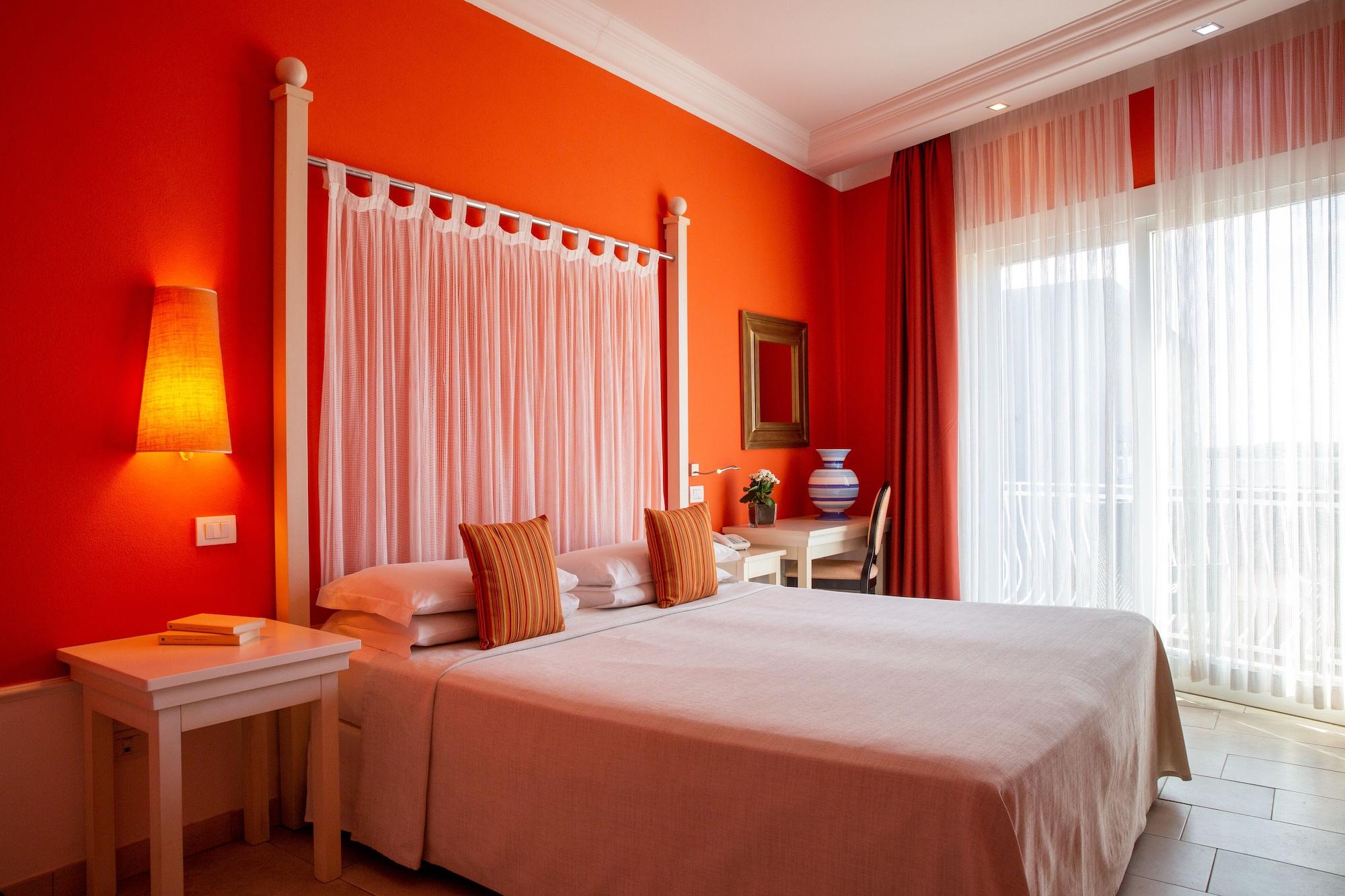 Lu' Hotel Riviera Карлофорте Екстериор снимка