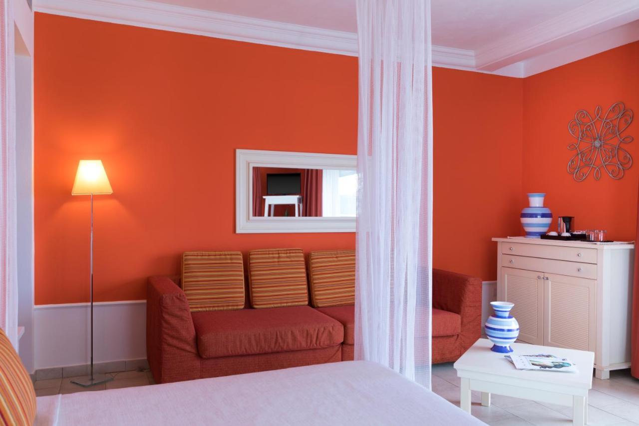 Lu' Hotel Riviera Карлофорте Екстериор снимка